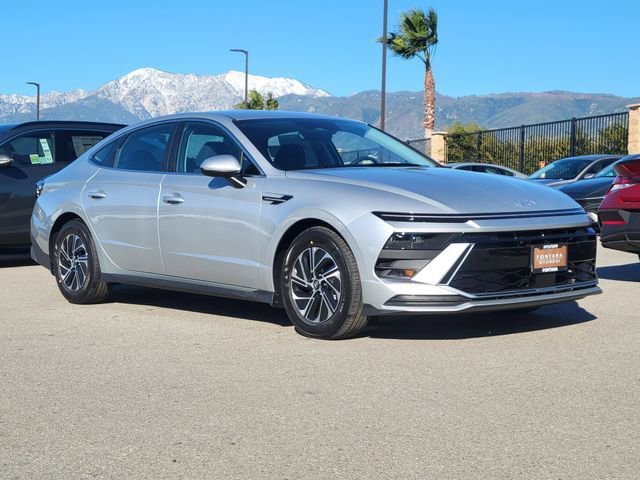 New 2026 Hyundai Sonata Blue image 25