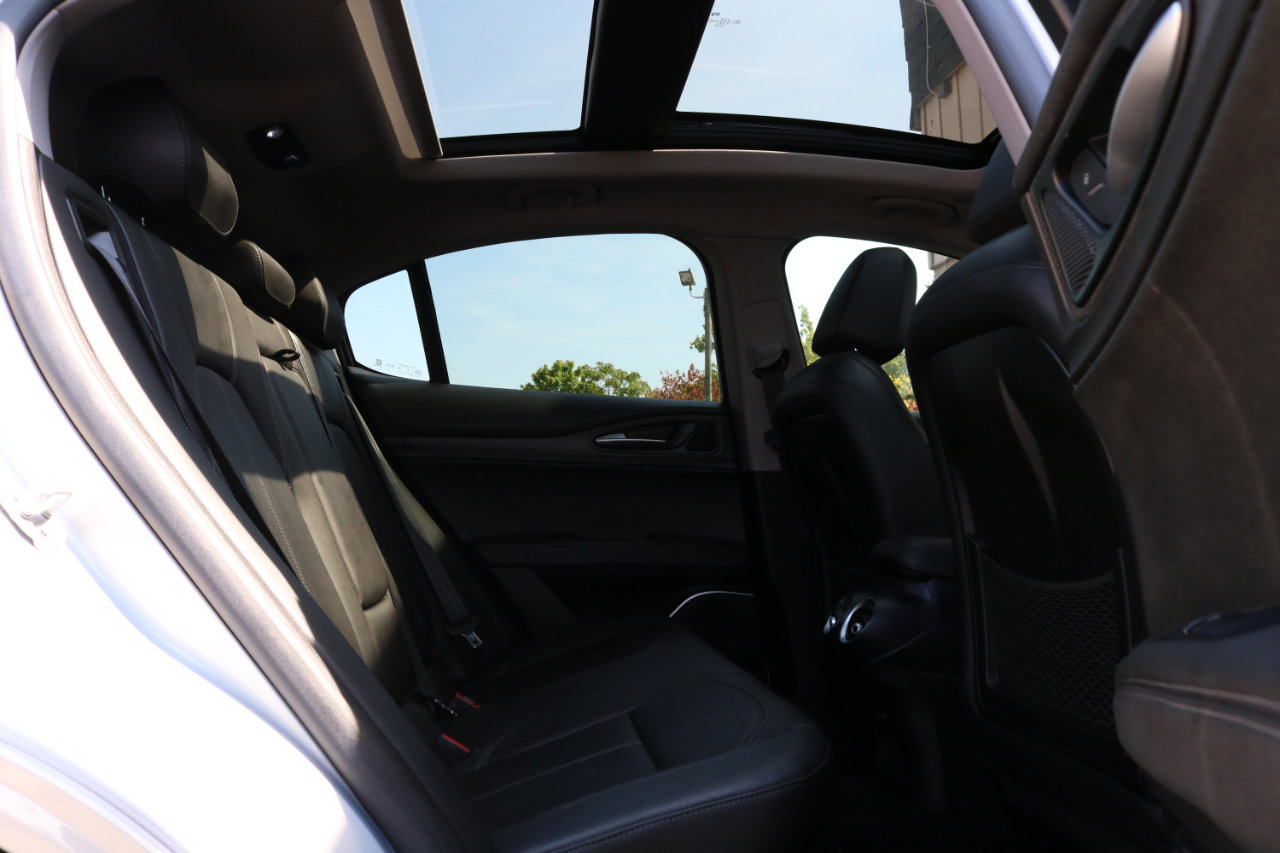Used 2020 Alfa Romeo Stelvio Ti w/ Active Blind Spot Package image 46