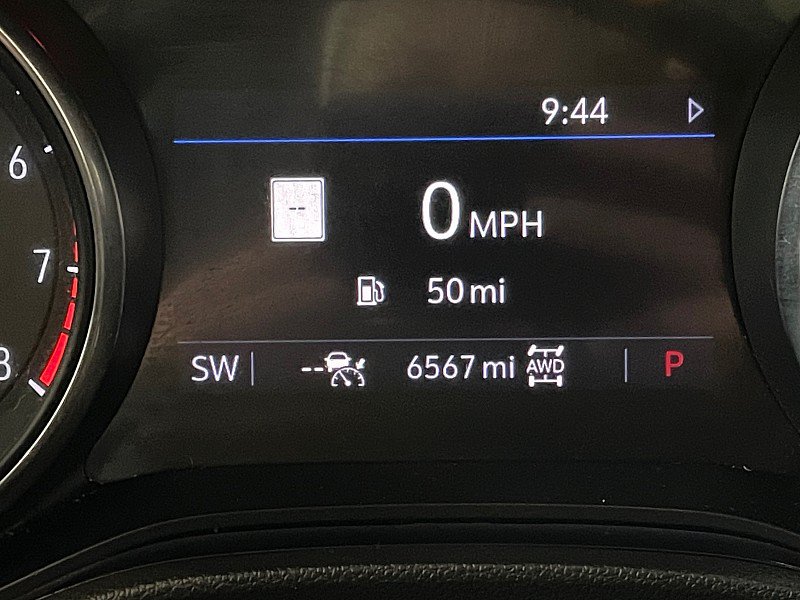 Used 2022 Buick Encore GX Essence w/ Advanced Technology Package AWD/4WD image 23