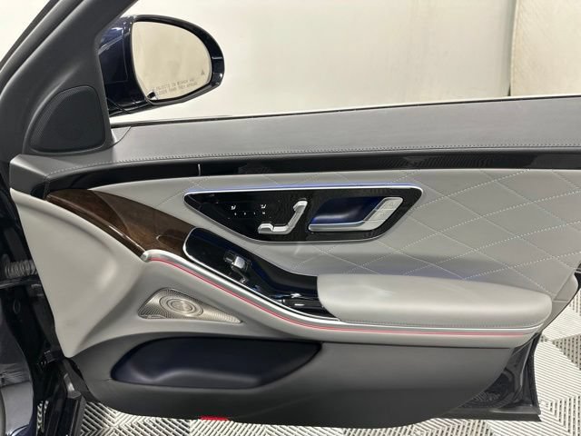 Used 2022 Mercedes-Benz S 500 4MATIC image 31