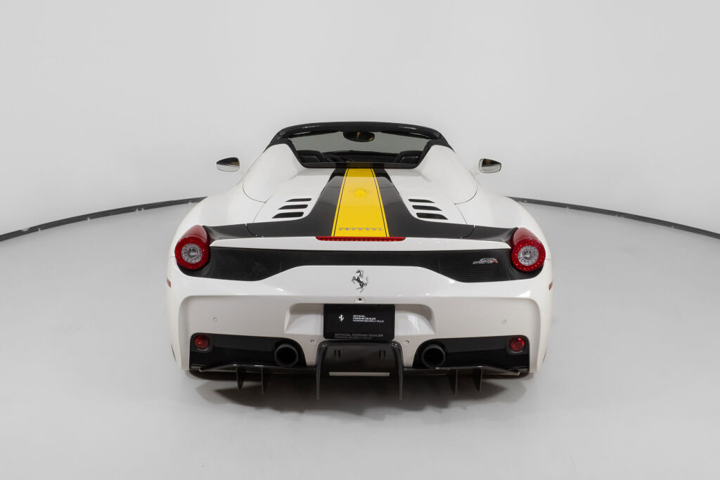 Certified 2015 Ferrari 458 Speciale A RWD image 7