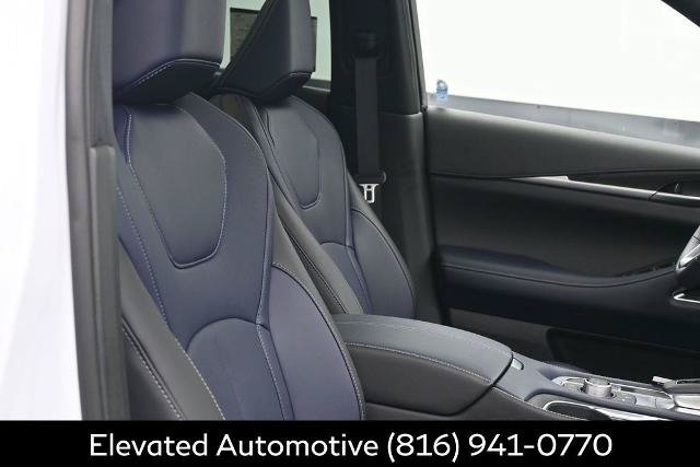 Certified 2026 INFINITI QX60 Sport w/ Dark Cargo Package AWD/4WD image 8