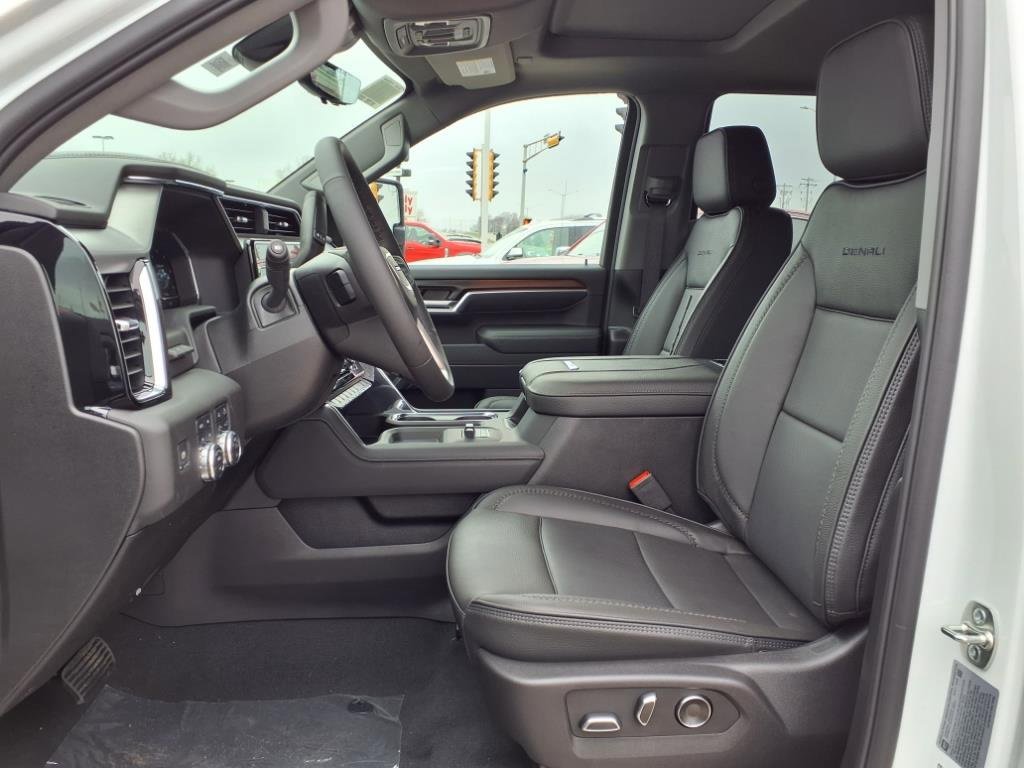 New 2025 GMC Sierra 2500 Denali w/ Denali Reserve Package image 5