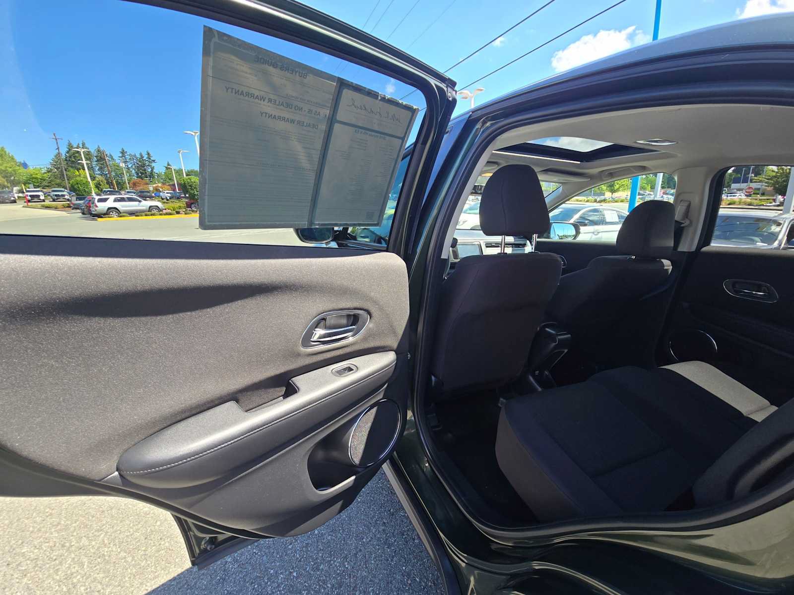 Used 2018 Honda HR-V EX image 15