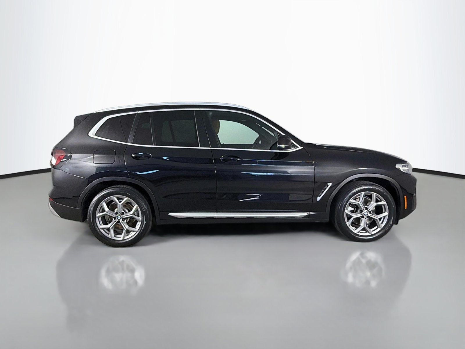 Certified 2023 BMW X3 sDrive30i w/ Premium Package RWD image 8