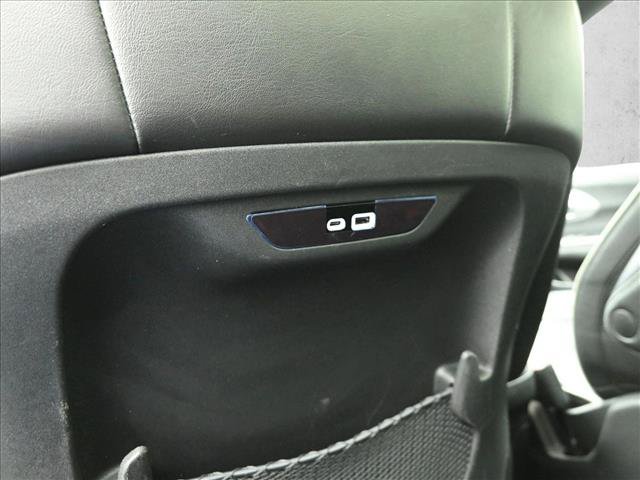 Used 2025 Chrysler Pacifica Limited FWD image 23