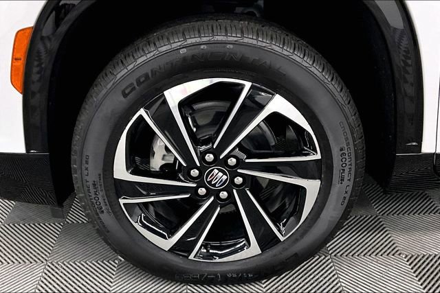 Used 2025 Buick Enclave Sport Touring image 10