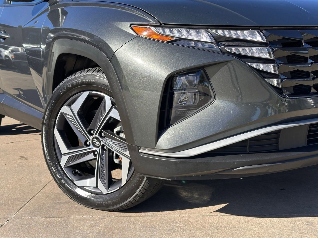 Used 2024 Hyundai Tucson SEL image 2