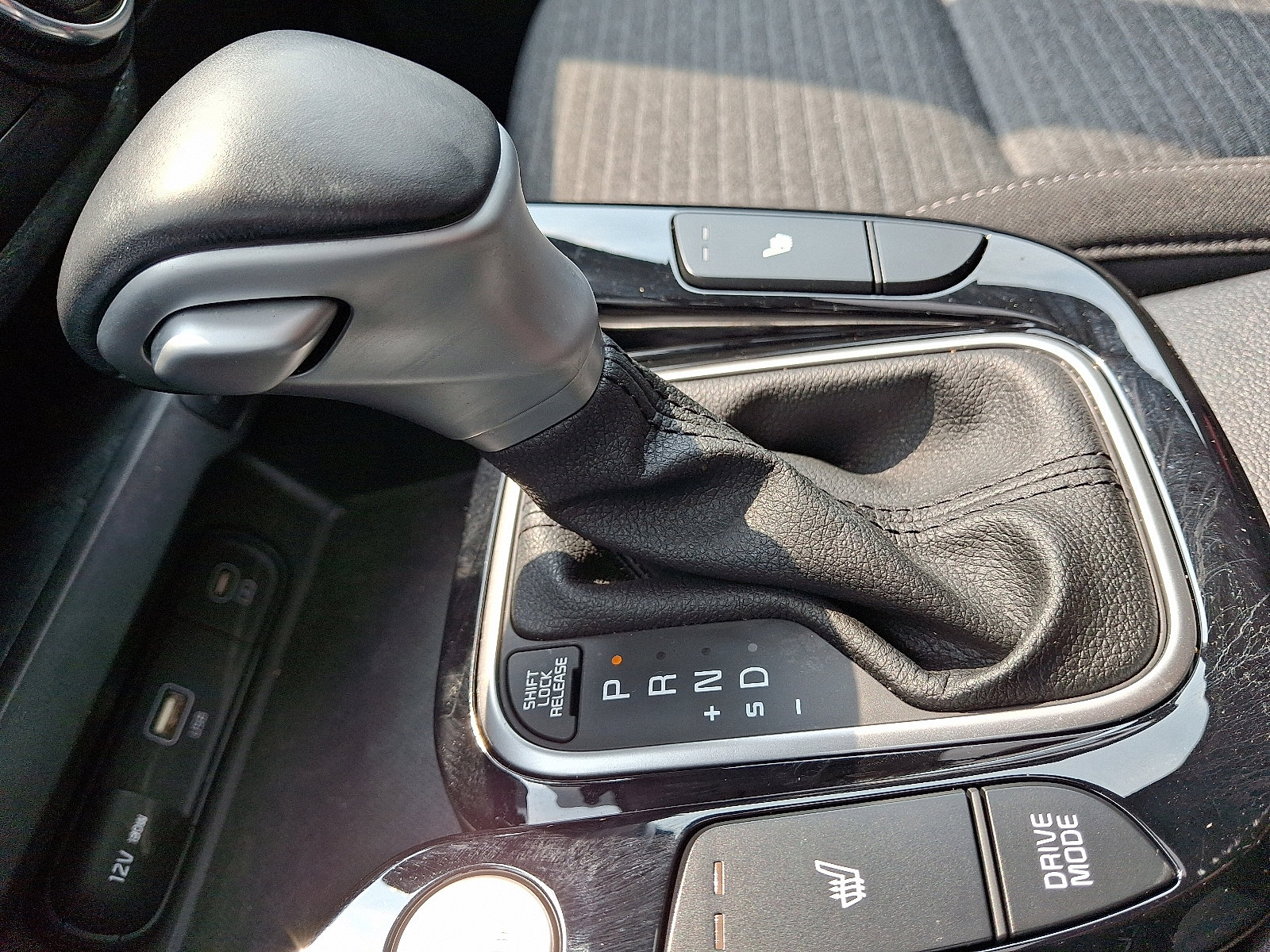 Used 2023 Kia Soul EX image 15