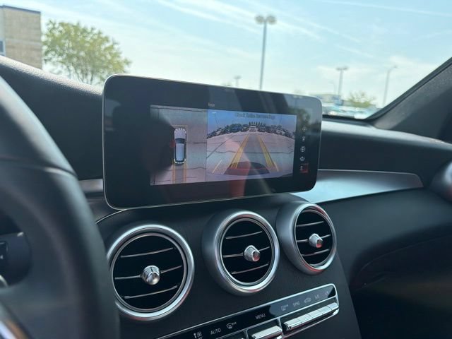 Used 2022 Mercedes-Benz GLC 300 4MATIC image 32