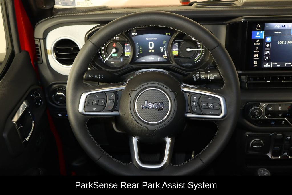 Used 2025 Jeep Wrangler Unlimited Sahara w/ Safety Group image 7