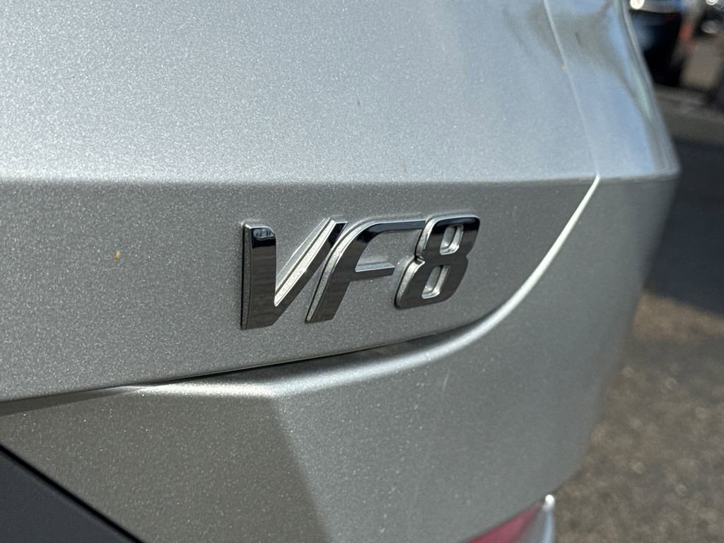 New 2025 VinFast VF 8 Eco AWD/4WD image 10