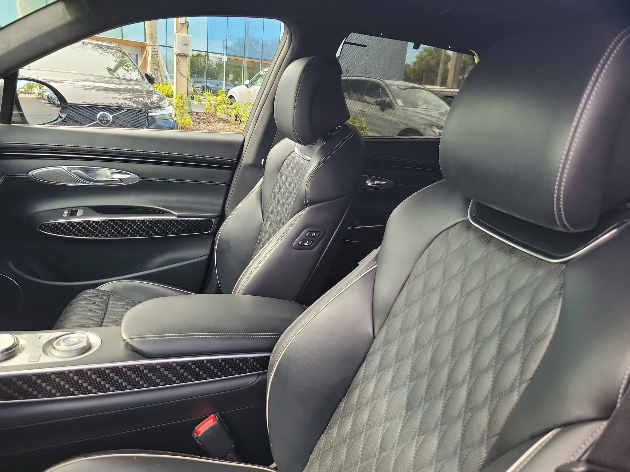 Certified 2023 Genesis GV70 3.5T Sport w/ Sport Prestige Package AWD/4WD image 18