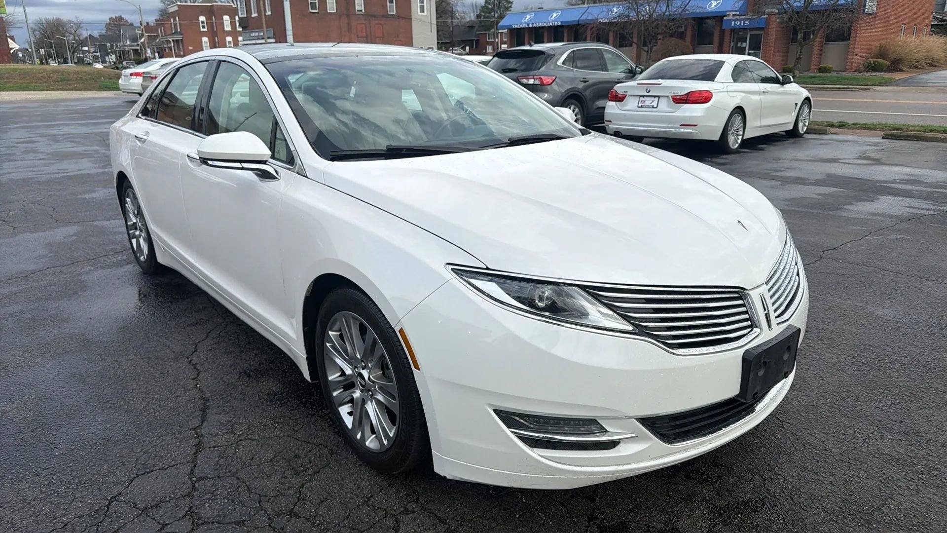 Used 2014 Lincoln MKZ Hybrid w/ Equipment Group 202A Reserve image 3