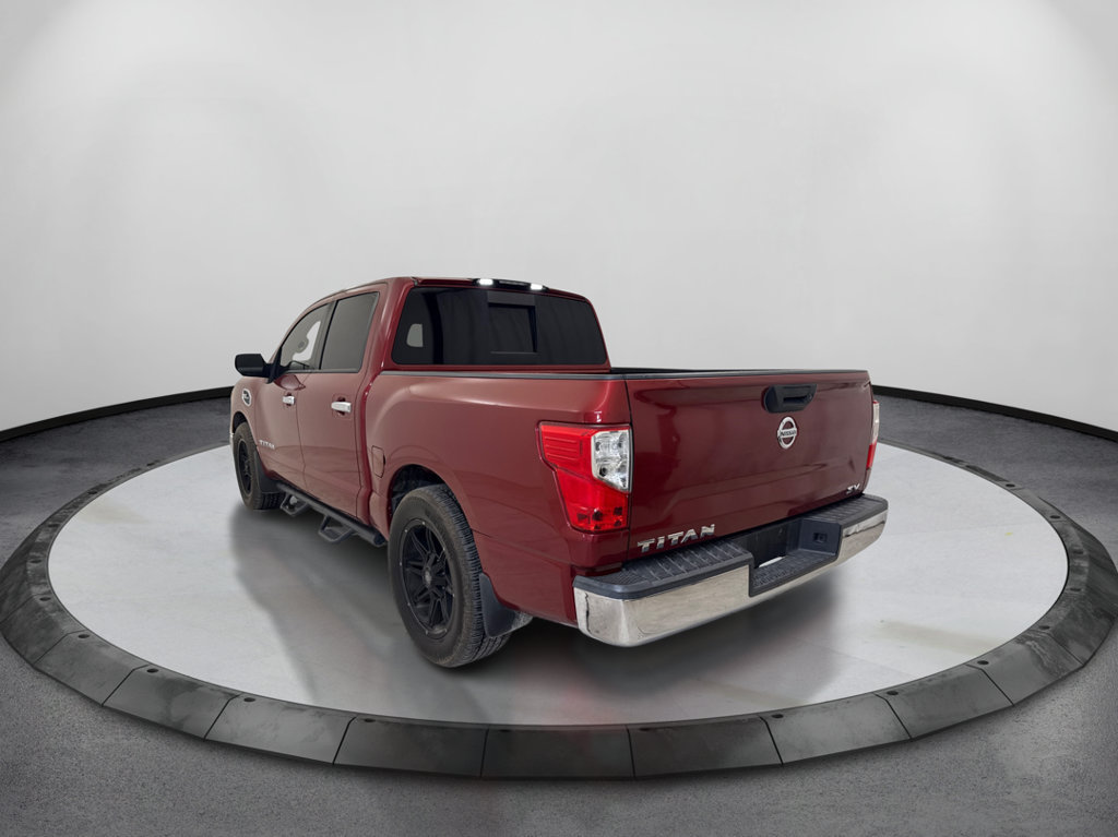 Used 2017 Nissan Titan SV RWD image 8