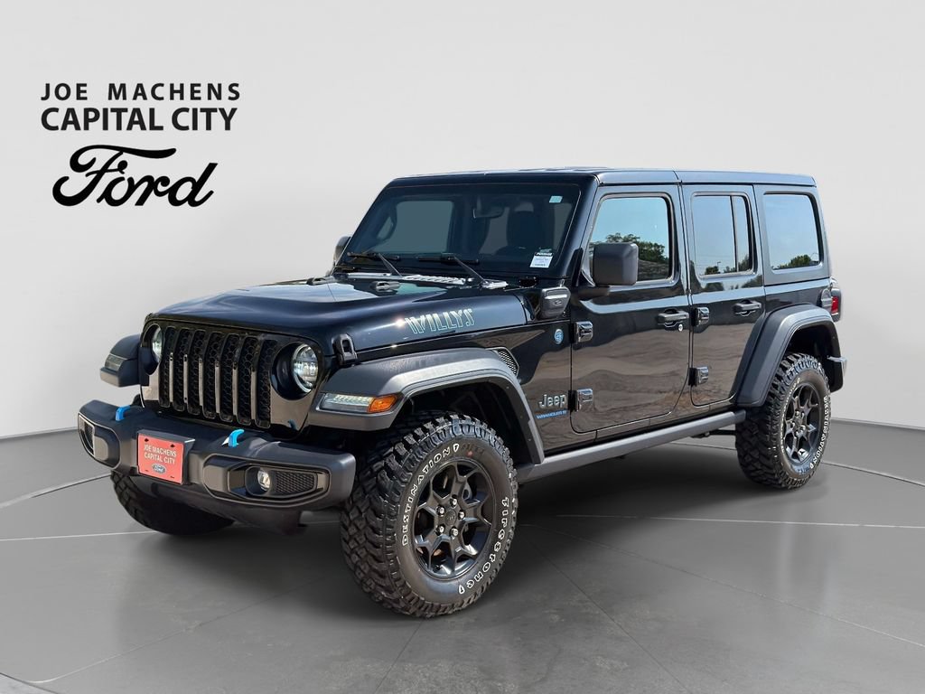 Used 2023 Jeep Wrangler Unlimited w/ Cold Weather Group AWD/4WD image 9