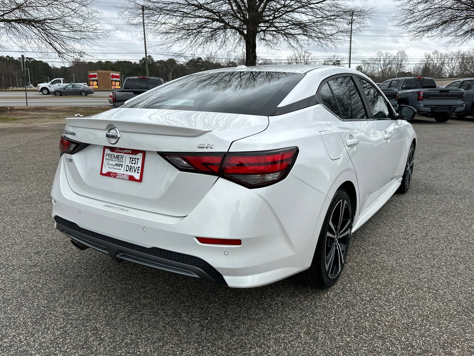Used 2022 Nissan Sentra SR w/ Lighting Package image 5