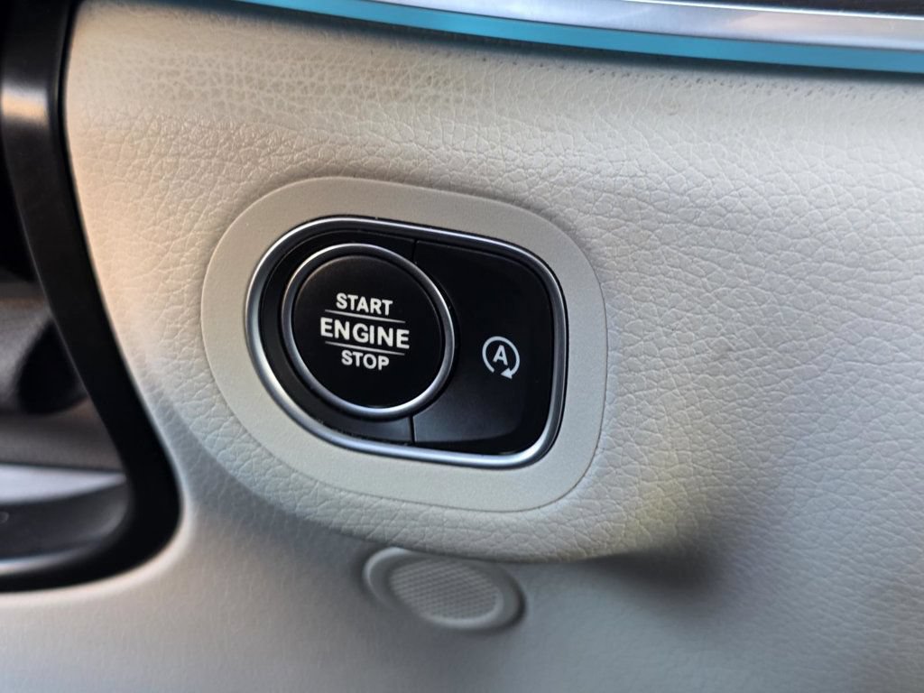 Used 2021 Mercedes-Benz GLS 450 4MATIC image 29