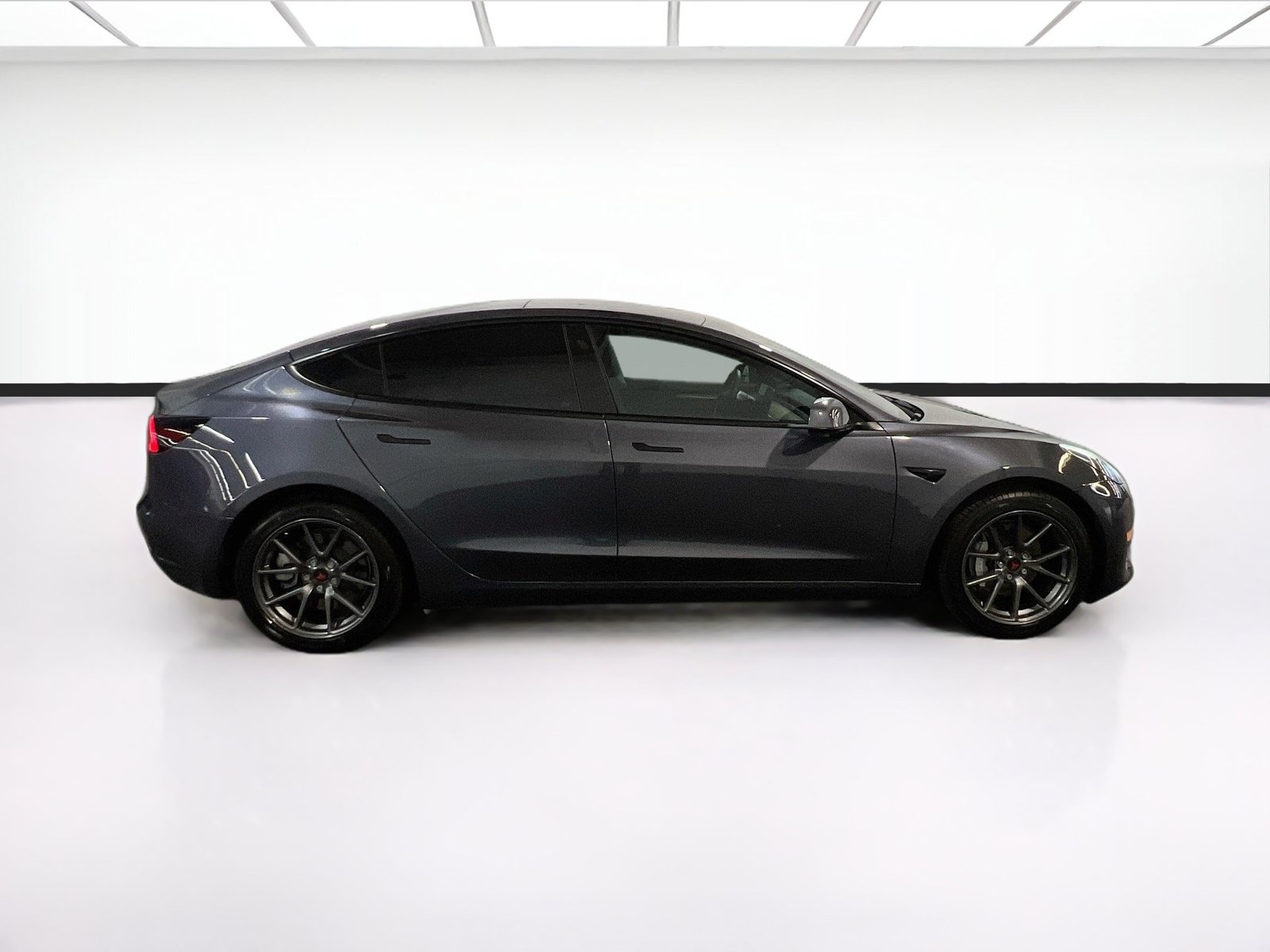 Used 2023 Tesla Model 3 Standard Range RWD image 23