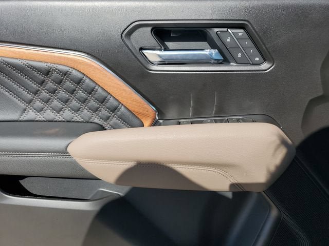 New 2026 GMC Canyon Denali AWD/4WD image 17