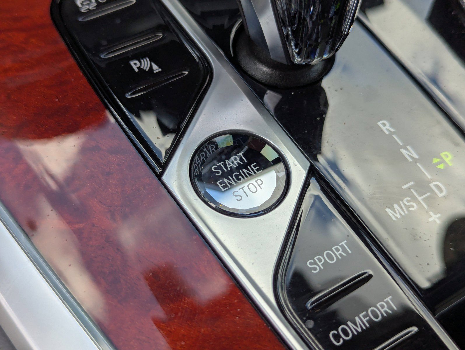 Used 2024 BMW ALPINA XB7 AWD/4WD image 35