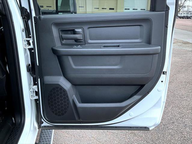 Certified 2024 RAM 3500 Tradesman w/ Chrome Appearance Group image 18