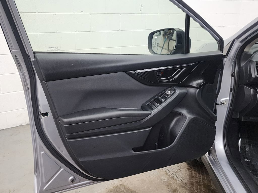 Used 2021 Subaru Crosstrek 2.0i Premium w/ Moonroof Package image 9