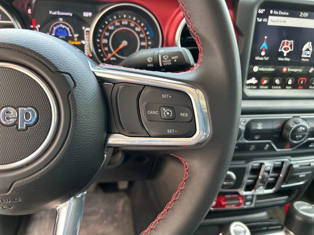 Used 2023 Jeep Gladiator Rubicon AWD/4WD image 21