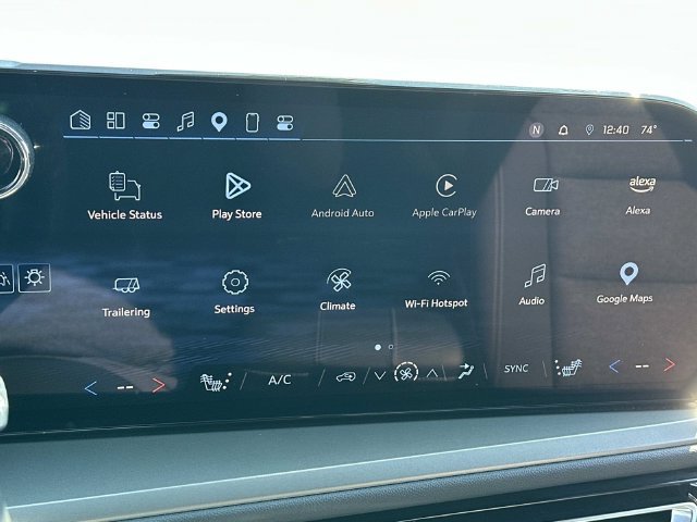 Certified 2025 Chevrolet Traverse LT FWD image 12