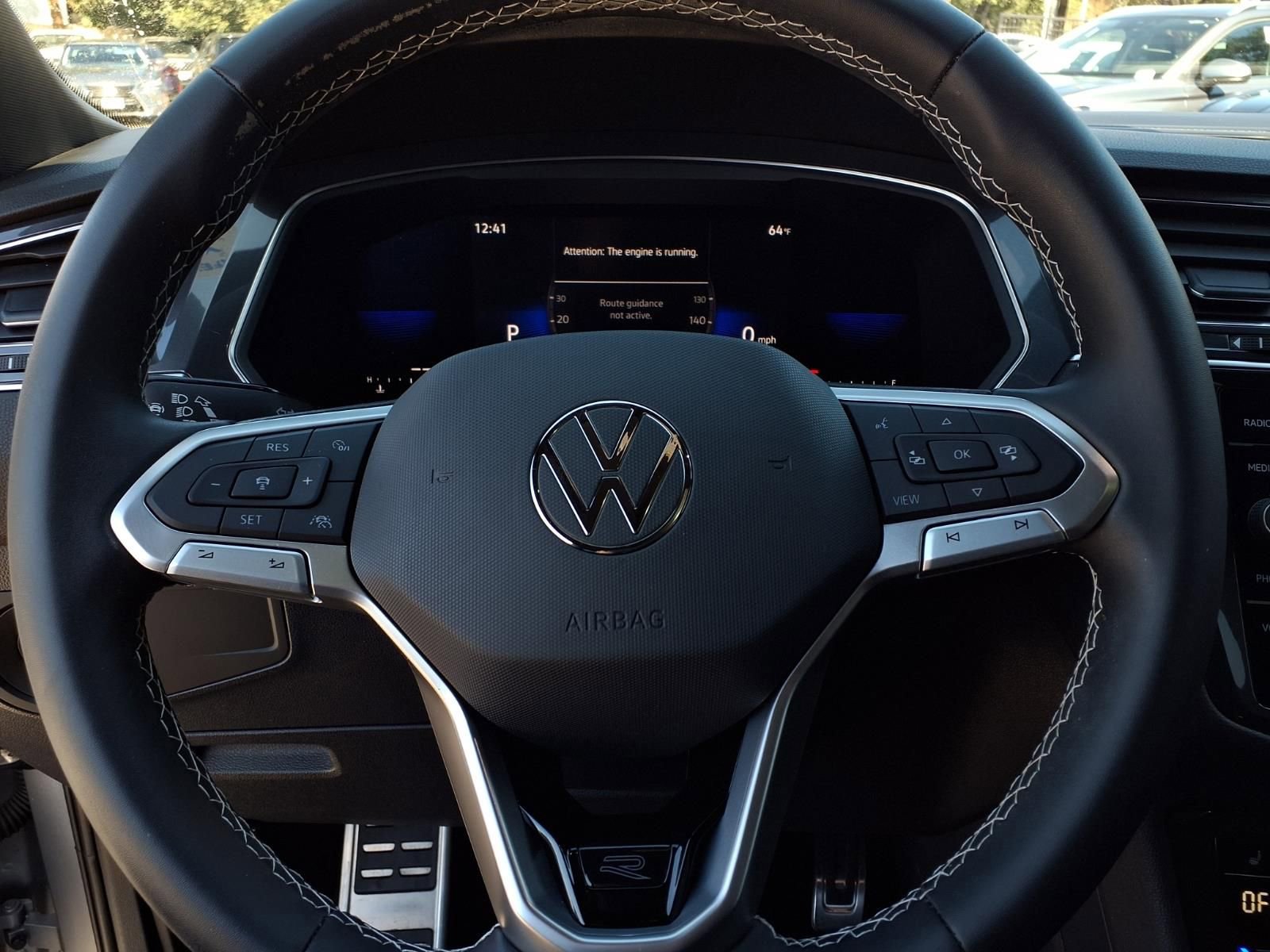 Certified 2023 Volkswagen Tiguan SE R-Line image 13