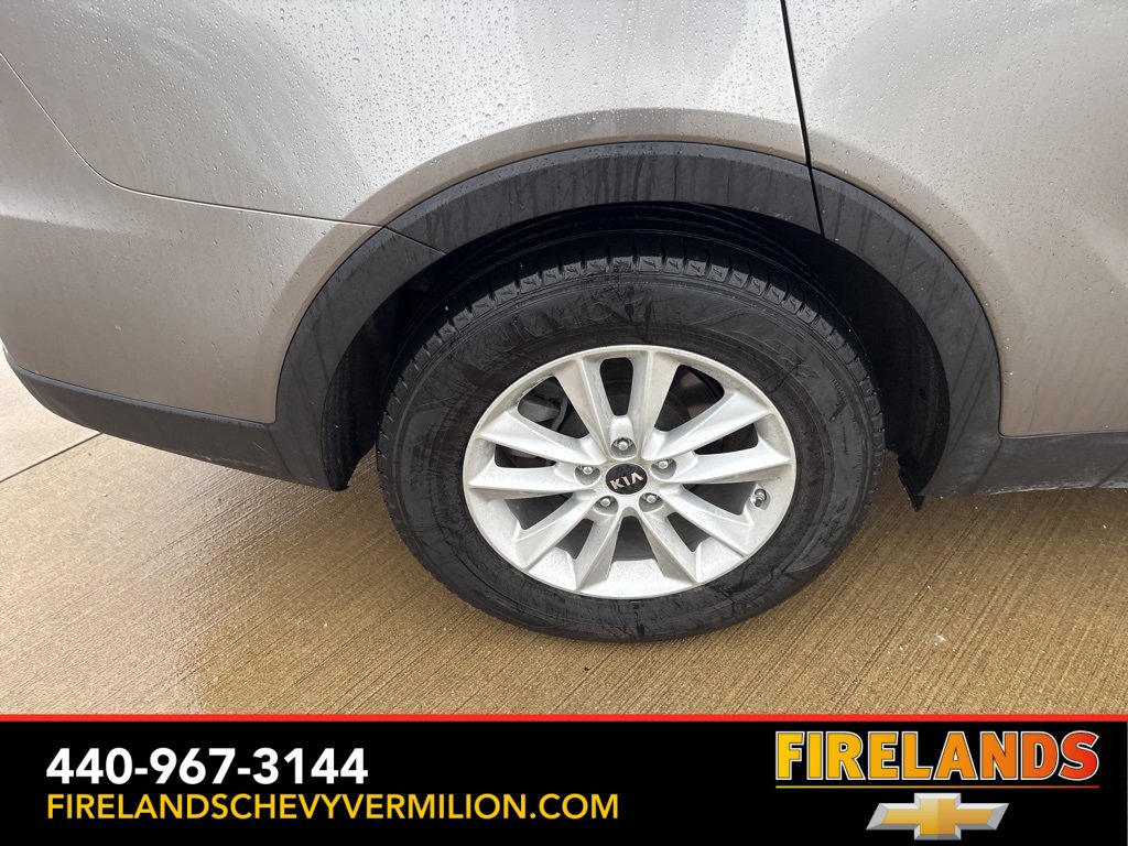 Used 2019 Kia Sorento LX w/ LX Convenience Package image 23
