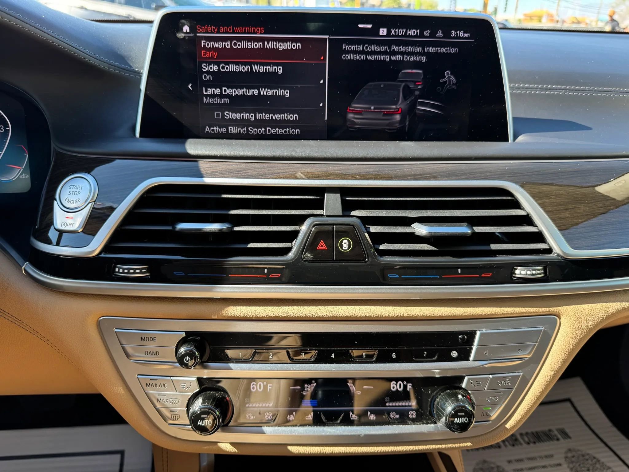 Used 2021 BMW 750i xDrive w/ Executive Package image 27