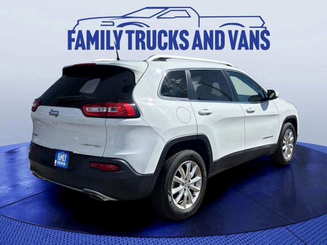 Used 2016 Jeep Cherokee Limited image 5