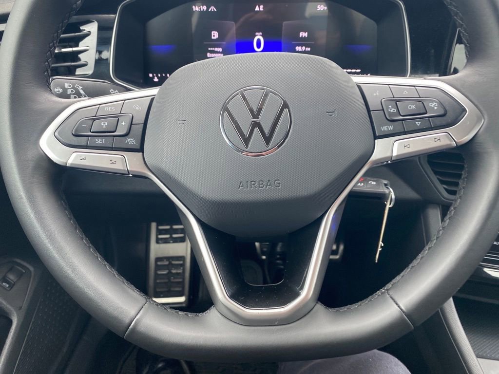 Used 2025 Volkswagen Jetta Sport image 14