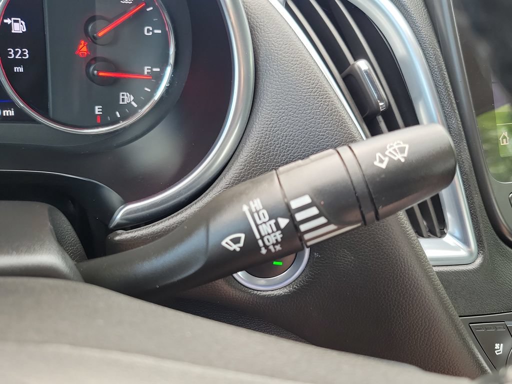 Used 2024 Chevrolet Malibu LT FWD image 29