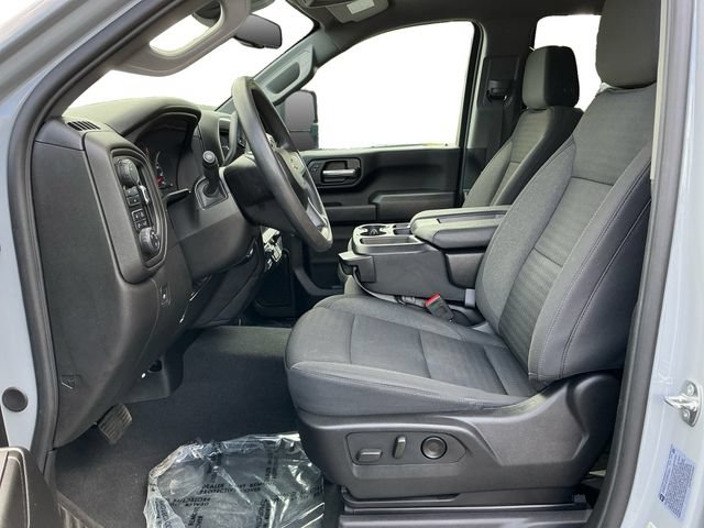 Used 2024 Chevrolet Silverado 2500 Custom w/ Custom Value Package AWD/4WD image 10