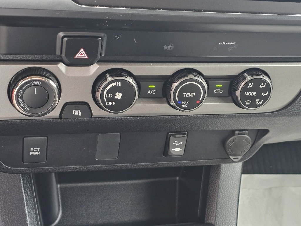 Used 2019 Toyota Tacoma SR w/ SR Convenience Package image 17