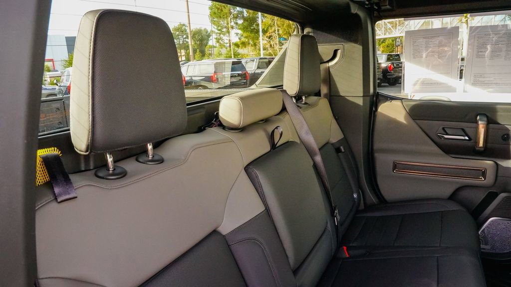 Used 2025 GMC Hummer EV 2X image 12