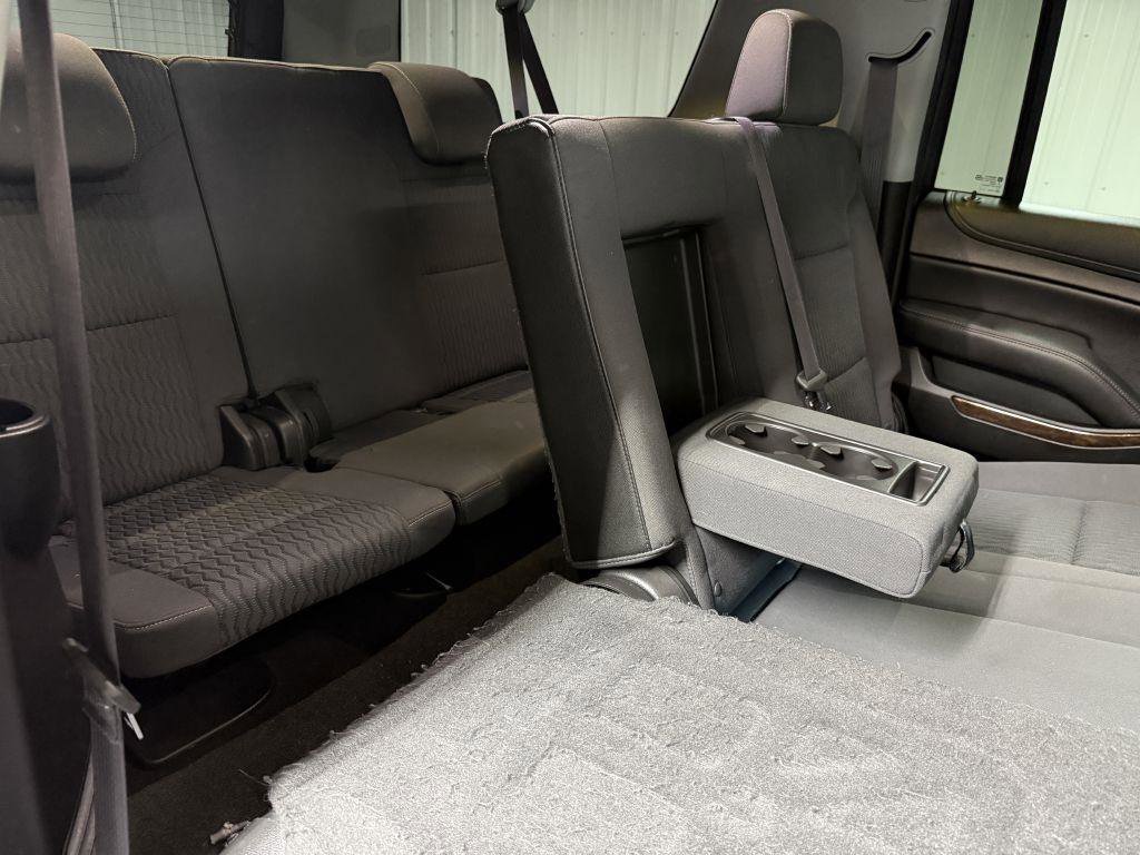 Used 2017 Chevrolet Suburban LS AWD/4WD image 33
