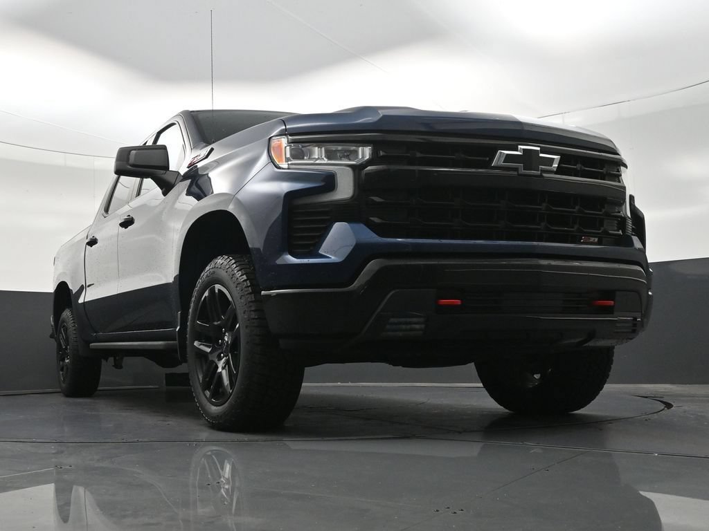 Used 2022 Chevrolet Silverado 1500 LT Trail Boss AWD/4WD image 29