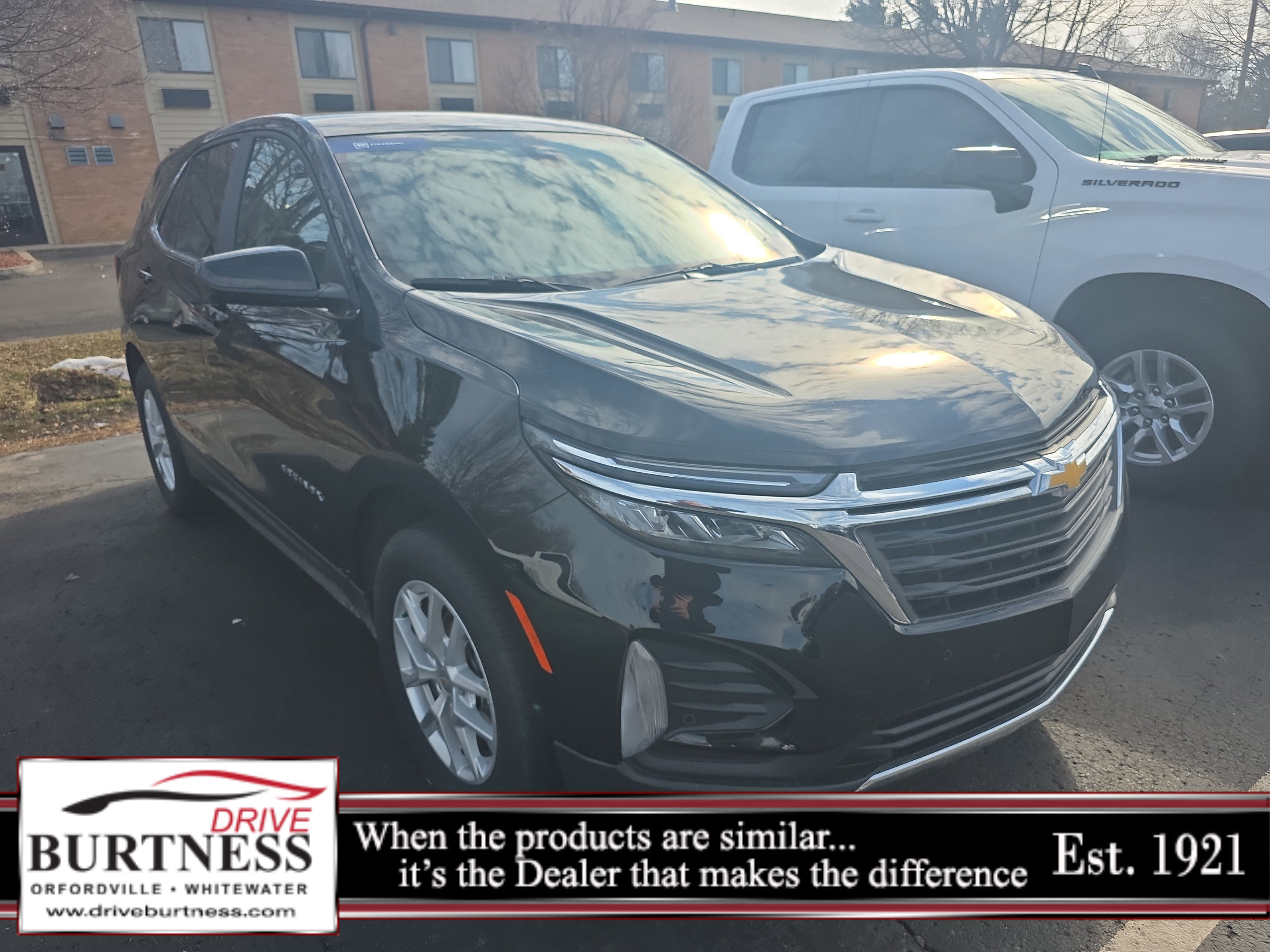 Used 2024 Chevrolet Equinox LT w/ LPO, Floor Liner Package image 1