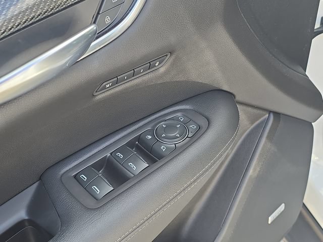 Used 2020 Cadillac XT5 Sportv w/ LPO, Floor Liner Package AWD/4WD image 10