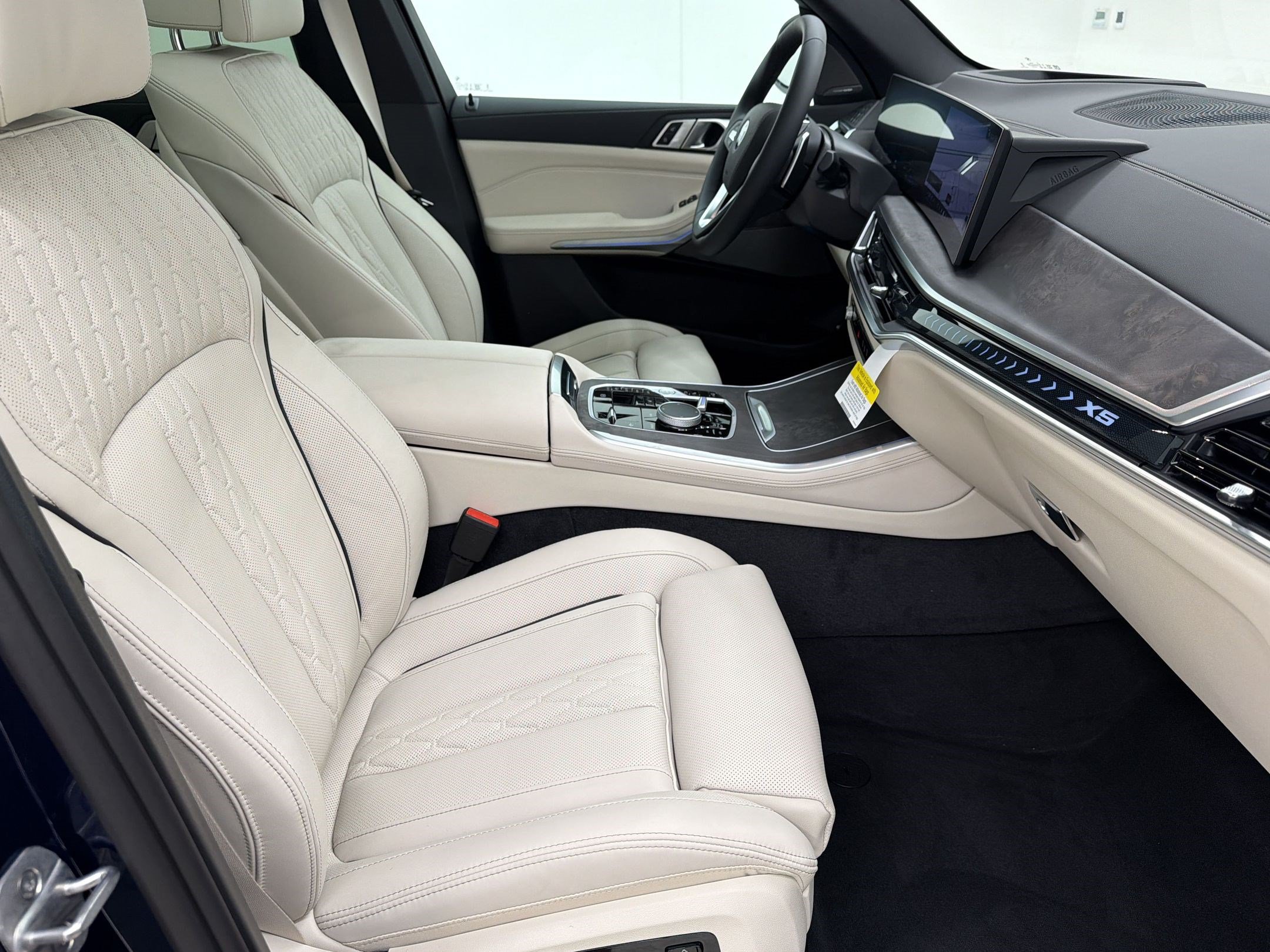 New 2026 BMW X5 xDrive50e AWD/4WD image 25