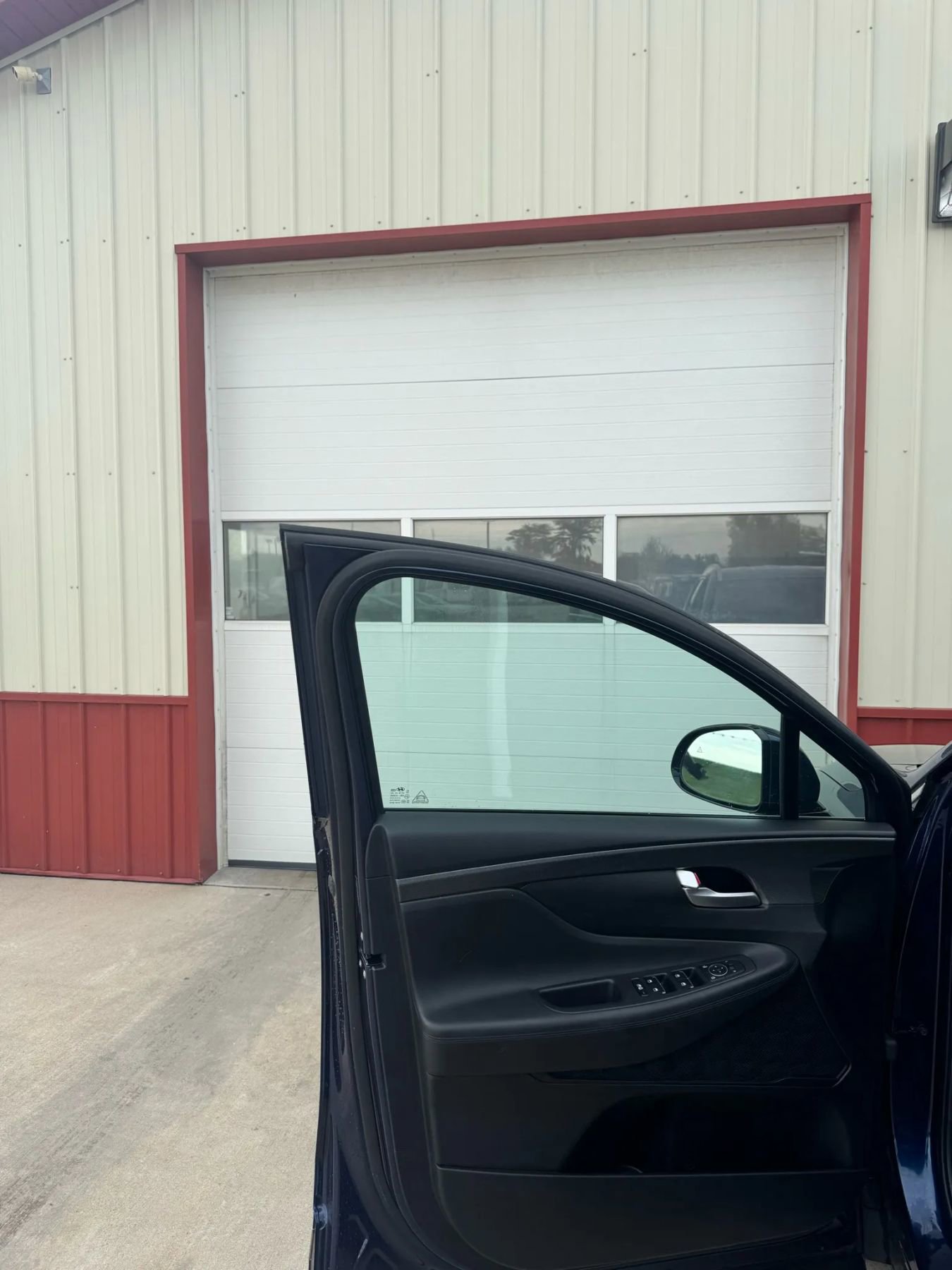 Used 2022 Hyundai Santa Fe SEL w/ Cargo Package image 4