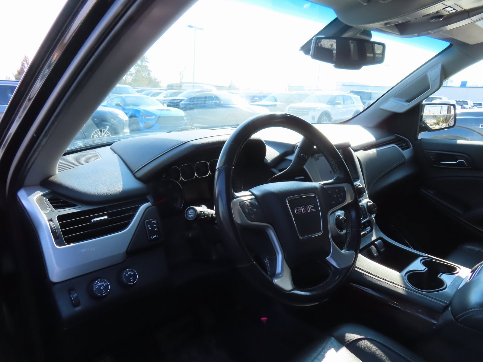 Used 2019 GMC Yukon XL SLT image 15