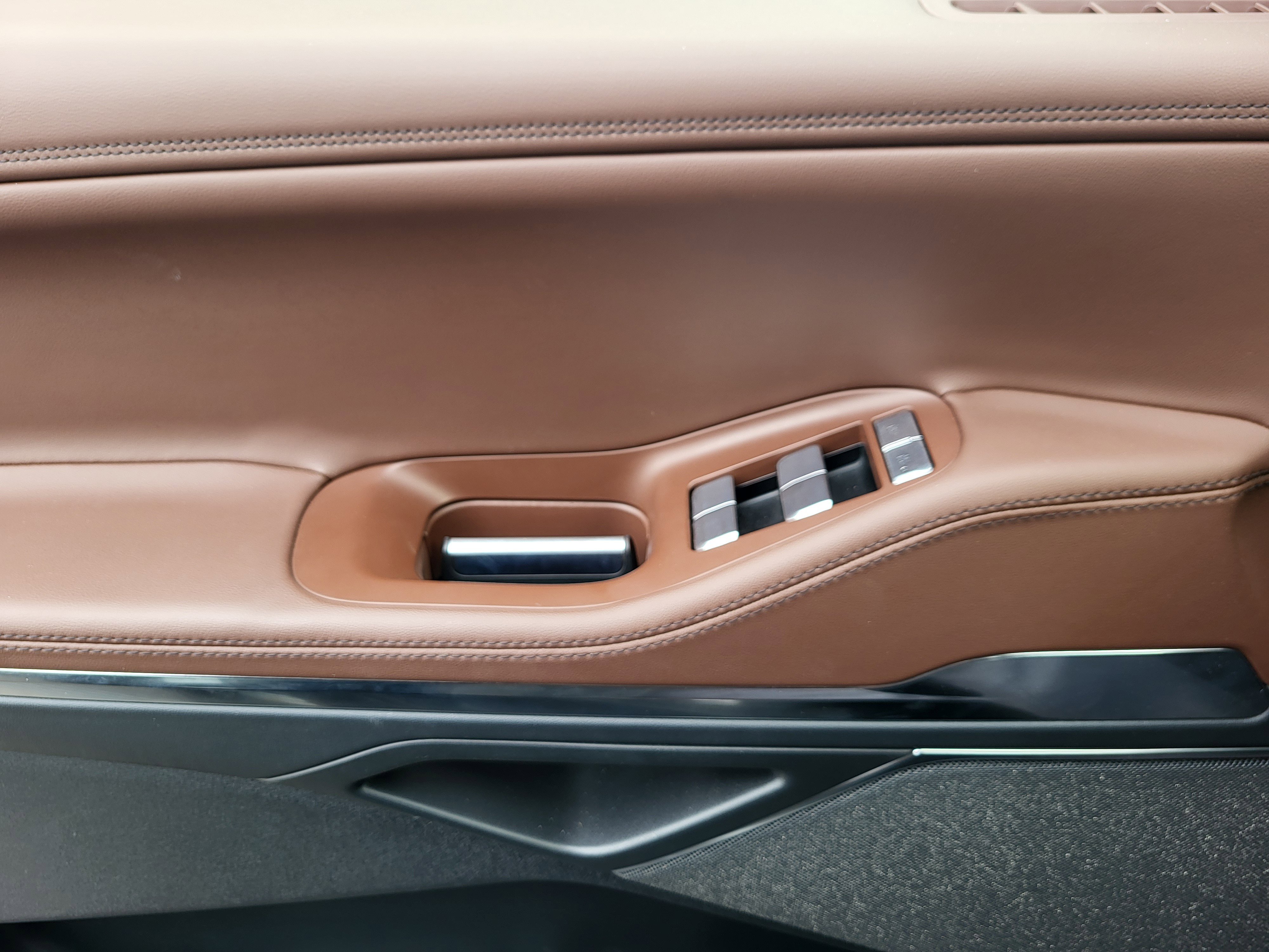 Used 2025 Lincoln Navigator Reserve image 19