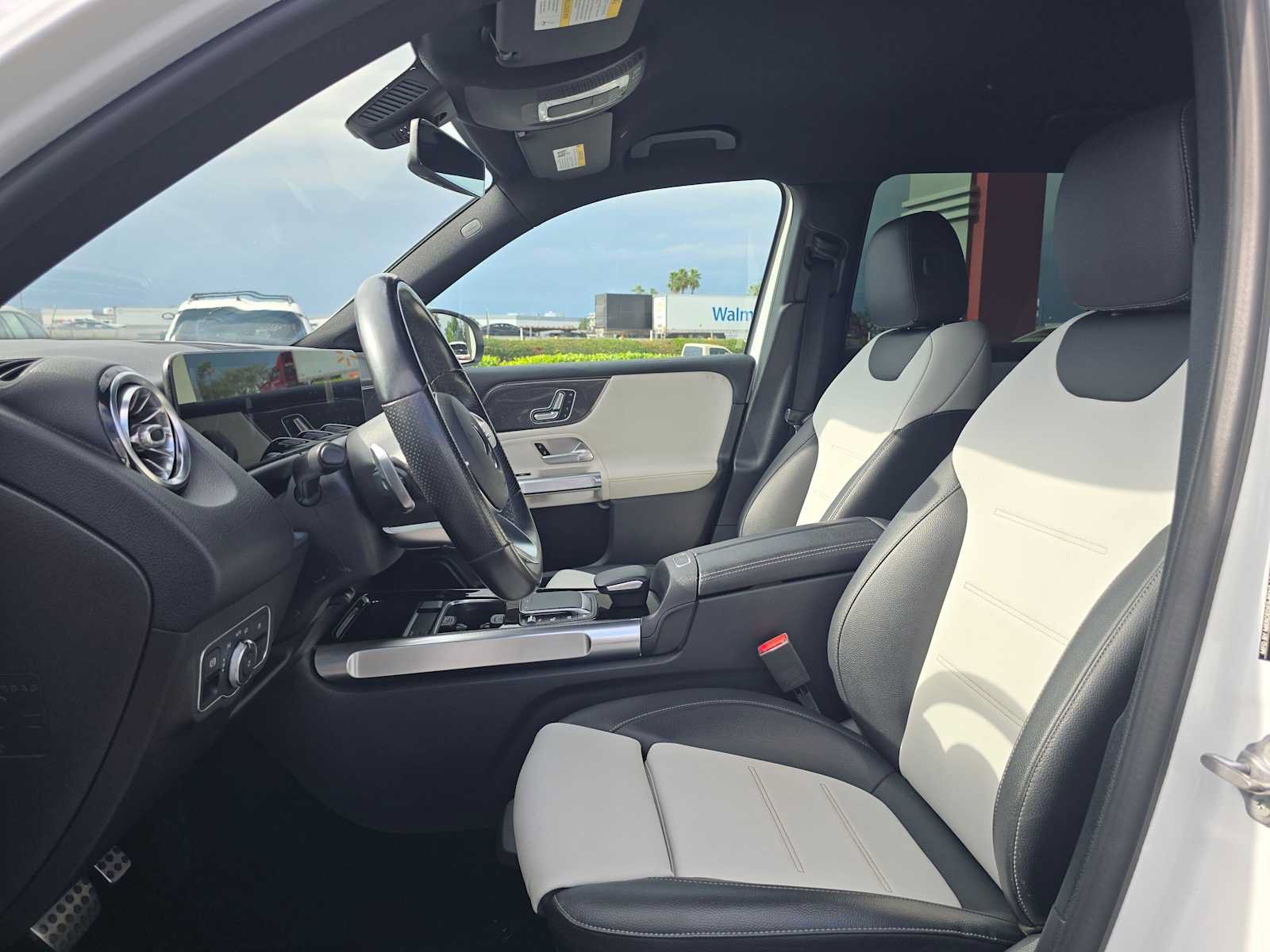 Used 2021 Mercedes-Benz GLB 250 image 20