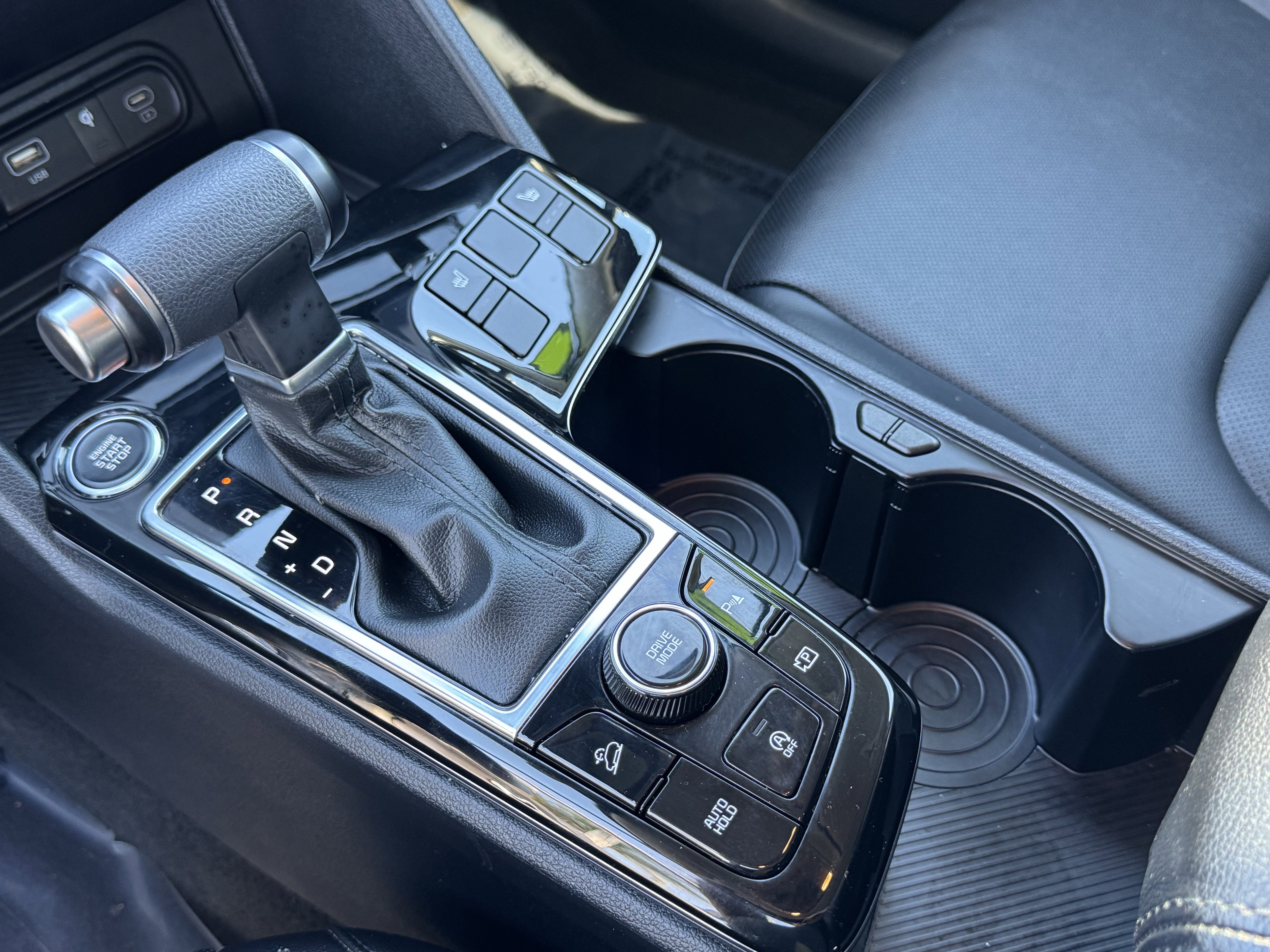 Used 2024 Kia Sportage EX image 29