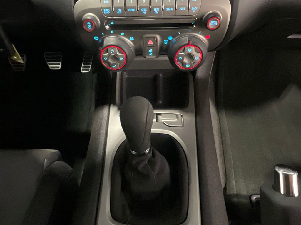 Used 2015 Chevrolet Camaro Z/28 RWD image 54