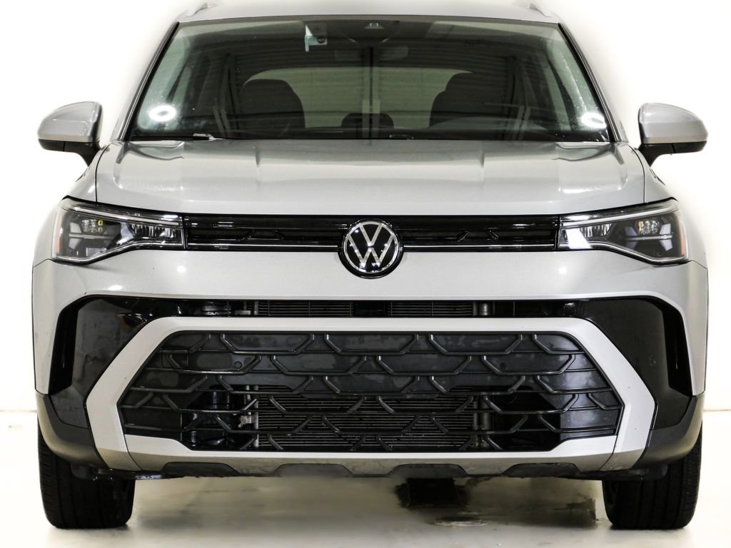 Used 2025 Volkswagen Taos SE FWD video 2